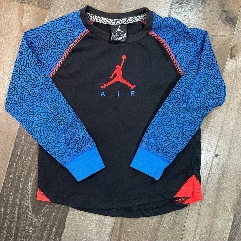 Boys Jordan Jumpman Long Sleeve size 4/5